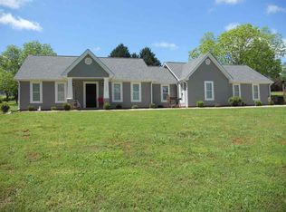 1115 Moorehead Pl, Pendleton, SC 29670