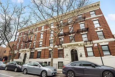 Dean St  at 427 Dean Street in Park Slope