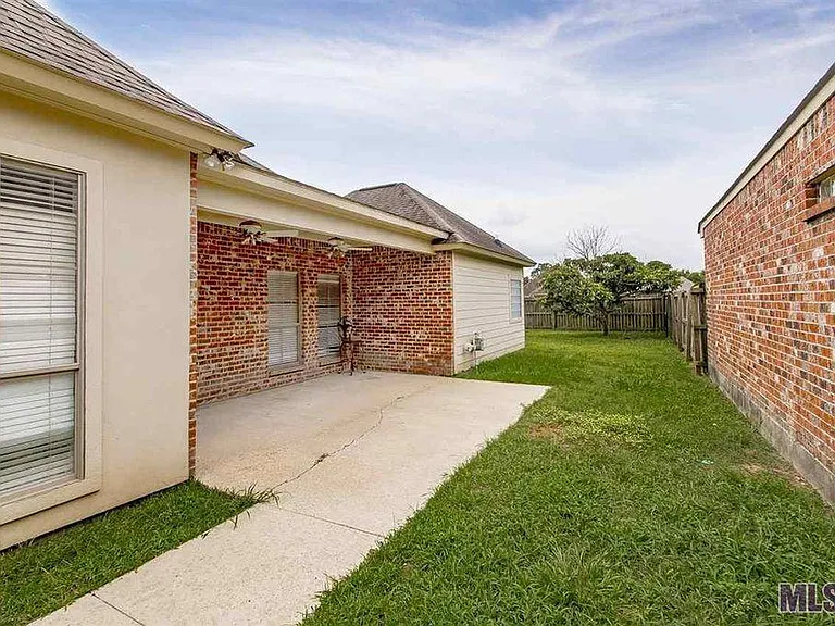 10418 Springridge Ave — Photo 20