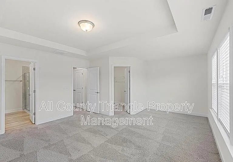 2105 Nandina Trl — Photo 25