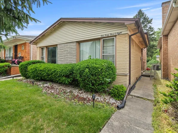 14308 Wallace St, Harvey, IL 60426