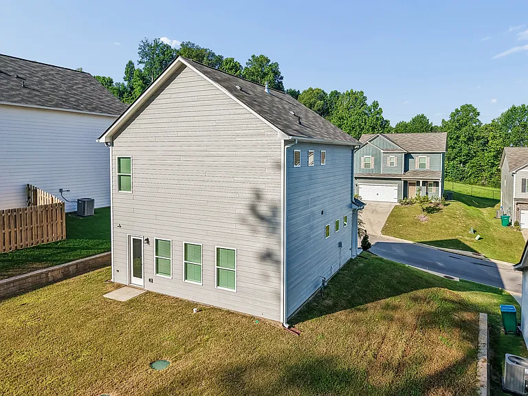 1017 Pinnacle Pkwy — Photo 5