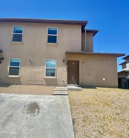 3809 Moonlight Ave #A — Photo 1