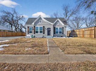 1709 Franklin Ave, Bonham, TX 75418