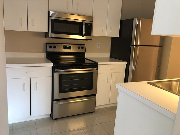 2nd image of 401 E Ontario St APT 402