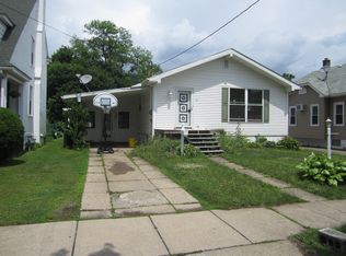 12 Bennett St, Exeter, PA 18643