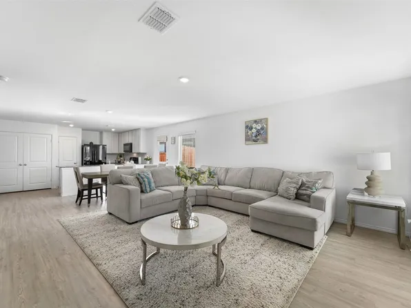 1905 Wild Orchard Ln, Crandall, TX 75114