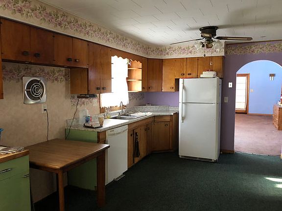 3rd image of 965 Sard Ave