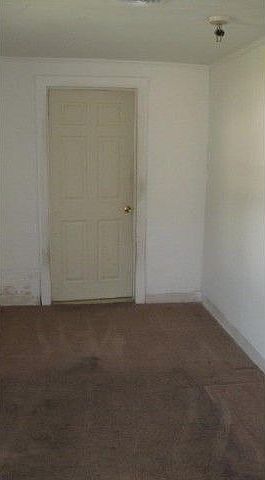 2nd image of 353 Broad Dr SW