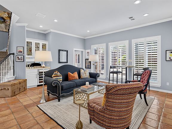 5th image of 2606 Torrey Pines Dr