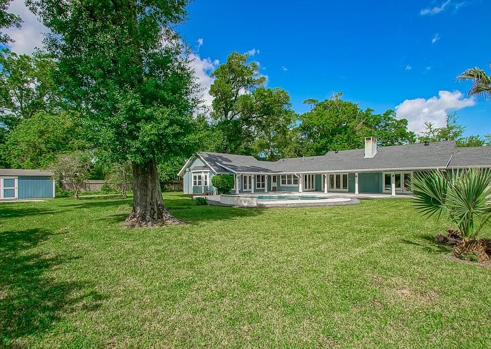 1st image of 267 Midway Dr