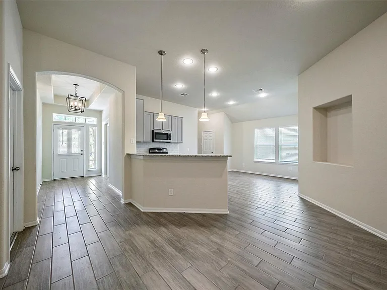 3227 Fairhaven Ln — Photo 8