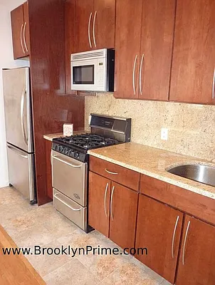 Rented by Brooklyn Real Estate Services | media 14