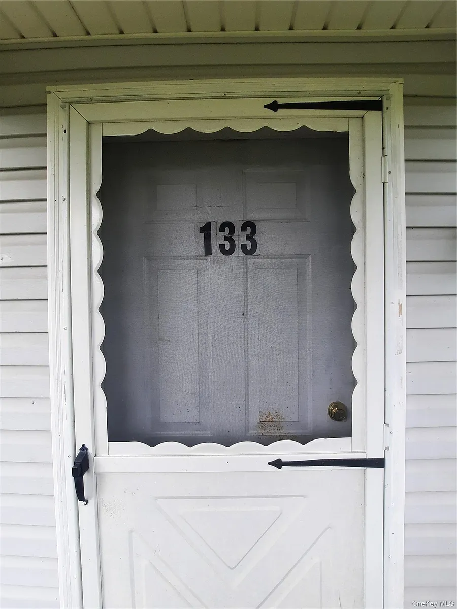 Building Photo - 131 Ridgebury Rd #133
