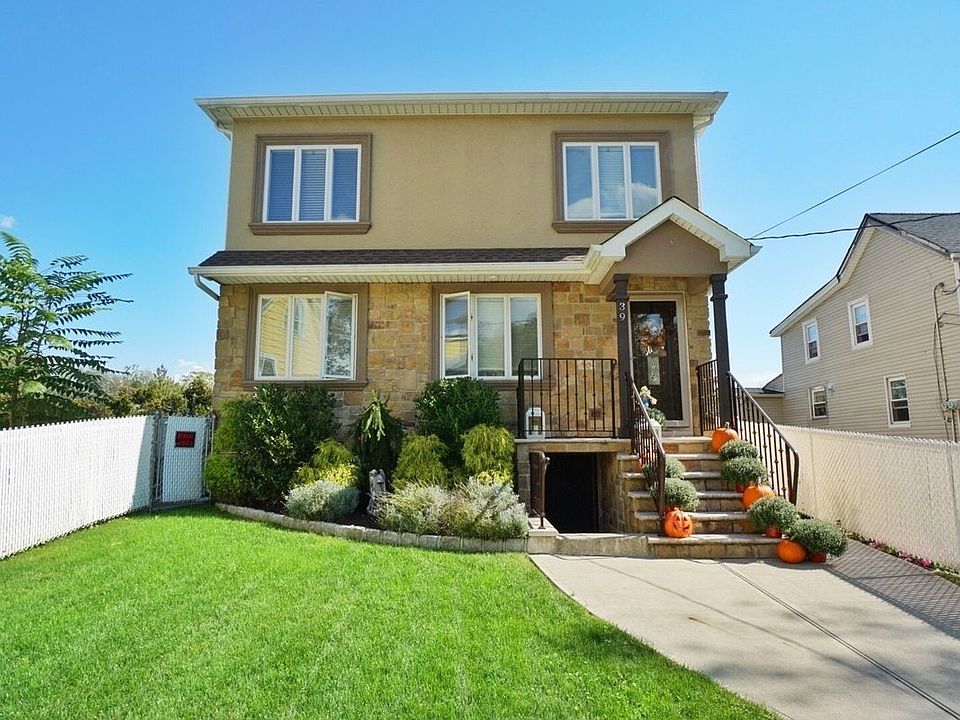 1st image of 39 Rockland Ave