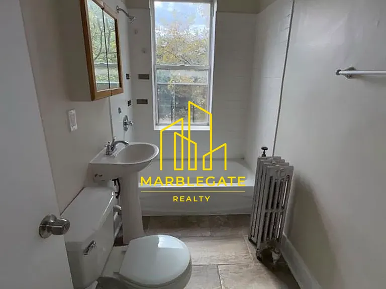 15 Goldsmith Ave #33 — Photo 6