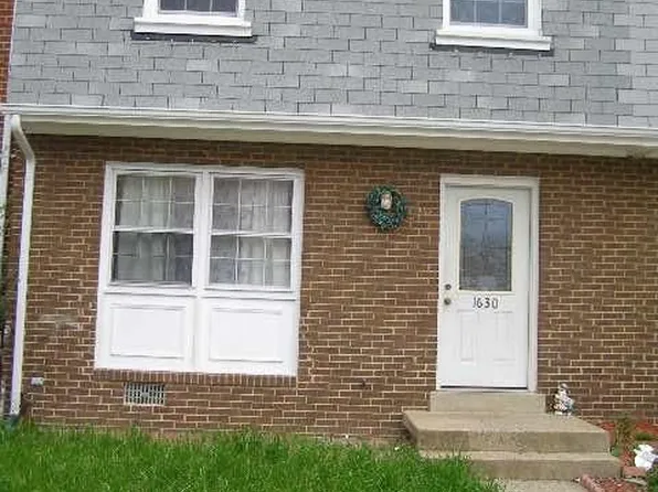 1630 Fort Fisher Ct, Dumfries, VA 22026