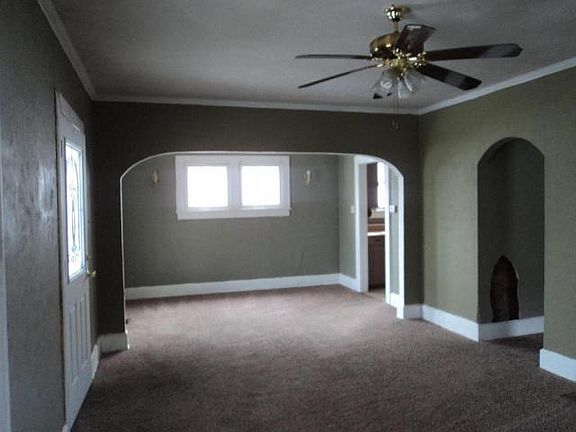4th image of 552 Winton Ave