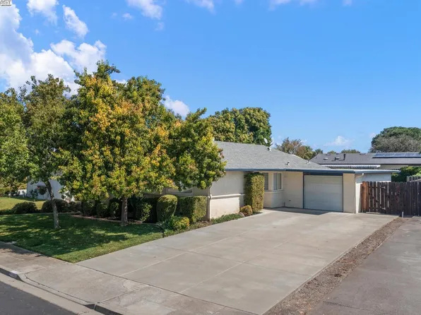 1625 Hollyhock St, Livermore, CA 94551