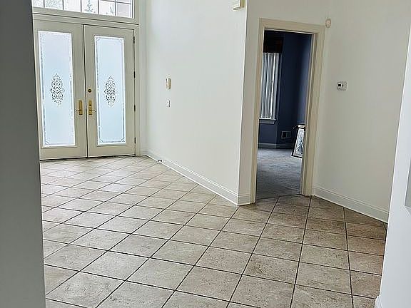 3rd image of 129 Altessa Blvd