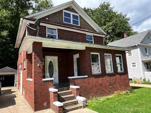 1404 Riverside Dr, Oil City, PA 16301