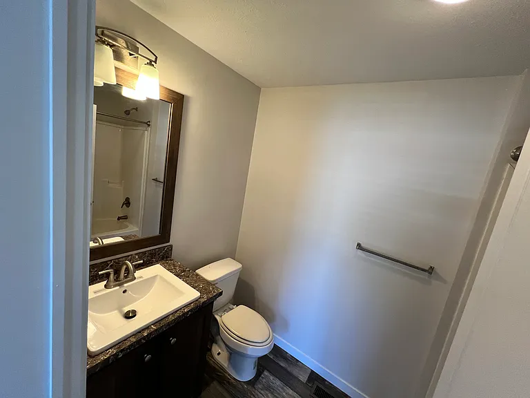 Valley Estates — Photo 12