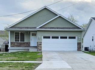 210 E Broadway St, Polk City, IA 50226
