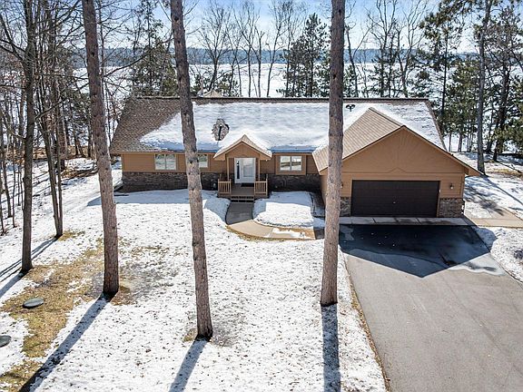 3rd image of 37595 Bonnie Lakes Rd