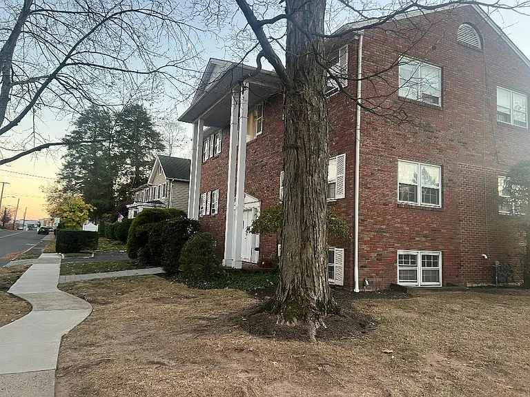 169 Mountain Ave #2 — Photo 3