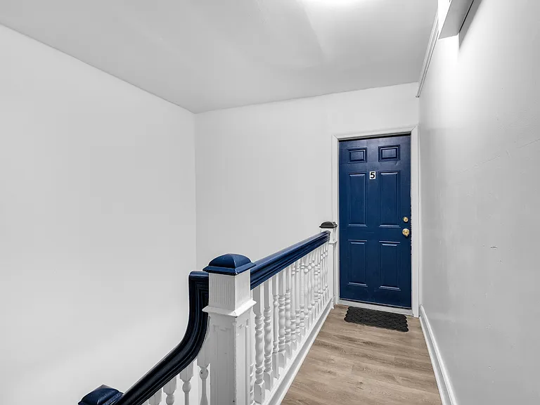 4040 Spruce St #5 — Photo 3