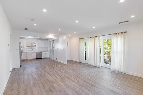 6500 San Vicente Blvd #6502 Photo 1