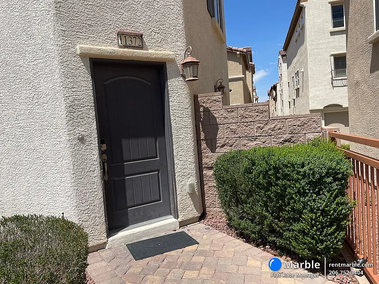 11372 Colinward Ave — Photo 3