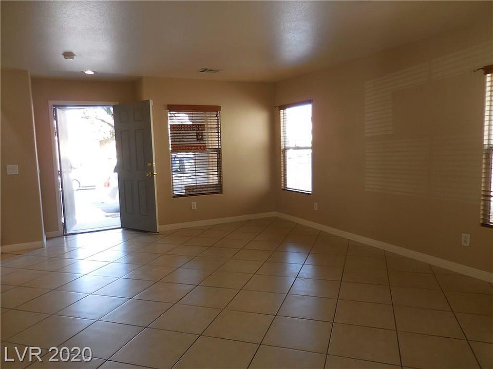 1st image of 4928 Secret Rock St