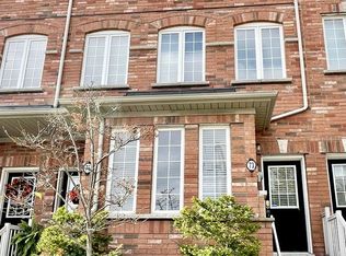 73 Enroutes St, Toronto, ON M4E0A3