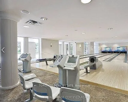 35 Kingsbridge Garden Cir #110 — Photo 4