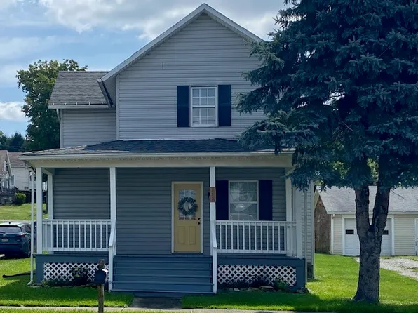113 Petrolia St, Karns City, PA 16041
