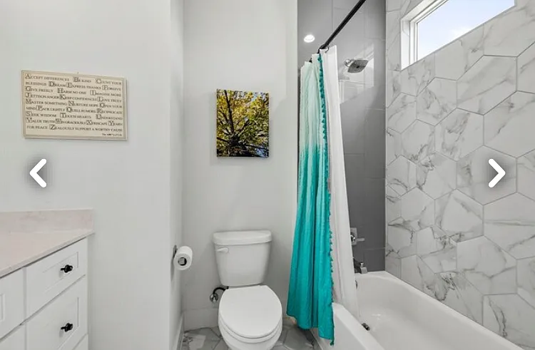 2413 E 9th St #1 — Photo 28