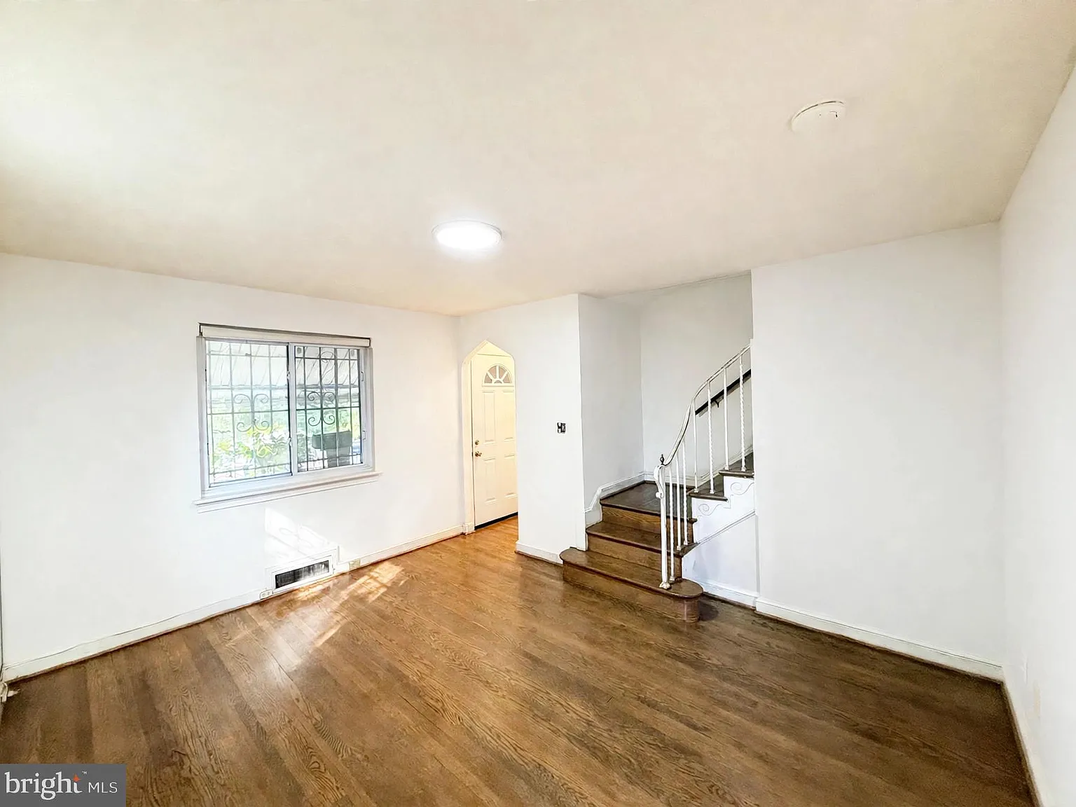 2 bed, 2.0 bath, 1248 sqft, $2,600 — Photo 2
