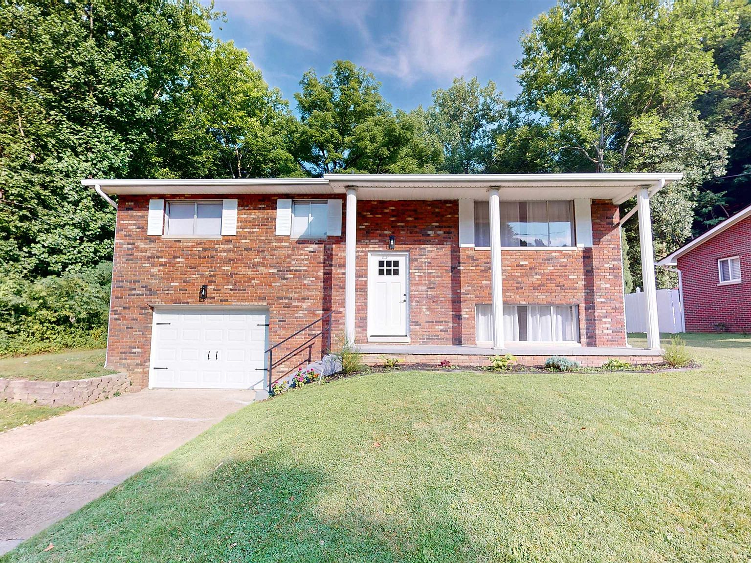 335 Goodwill Rd, Huntington, WV 25704 Zillow