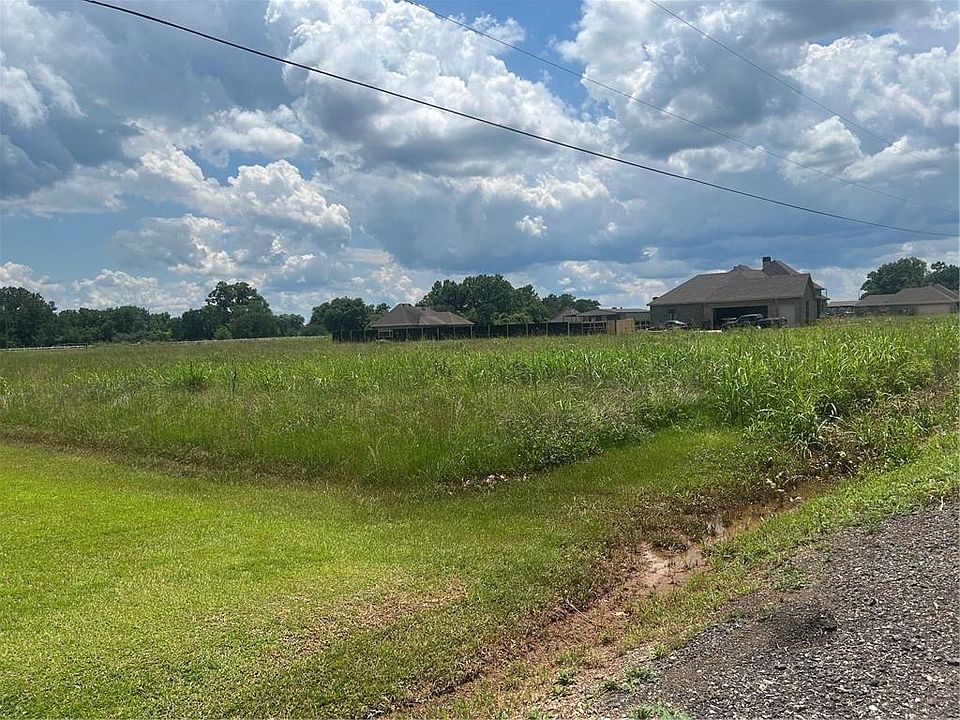 2nd image of LOT 14 Gladys Dr Lot 14