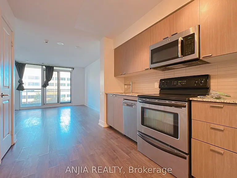 23 Sheppard Ave E #605 — Photo 1