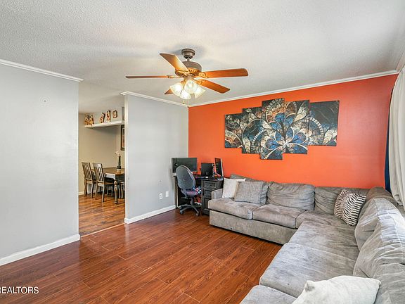 3rd image of 5428 NW Osage Dr