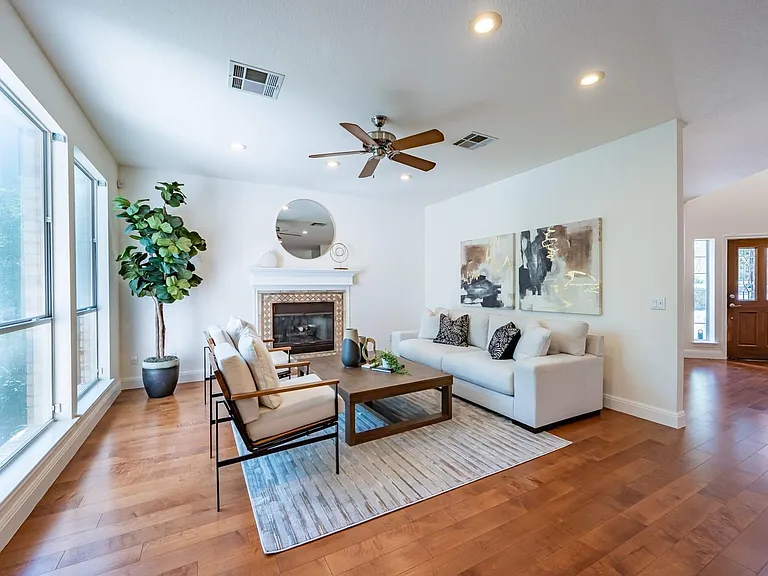 7724 Yaupon Dr — Photo 8