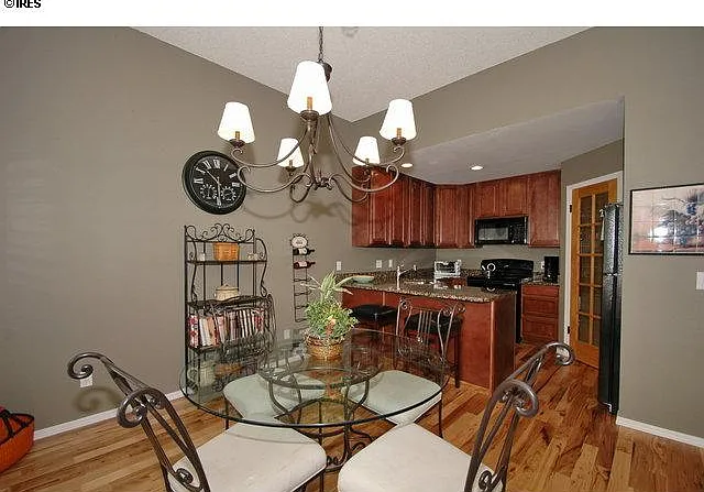 462 Fillmore Ct — Photo 16