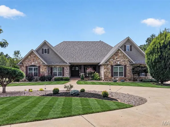 2000 Diehr Rd, Wentzville, MO 63385