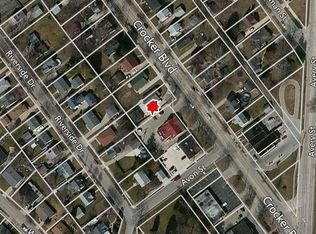 258 Crocker Blvd, Mount Clemens, MI 48043