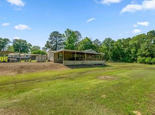 670 Peg Leg Ln, Many, LA 71449