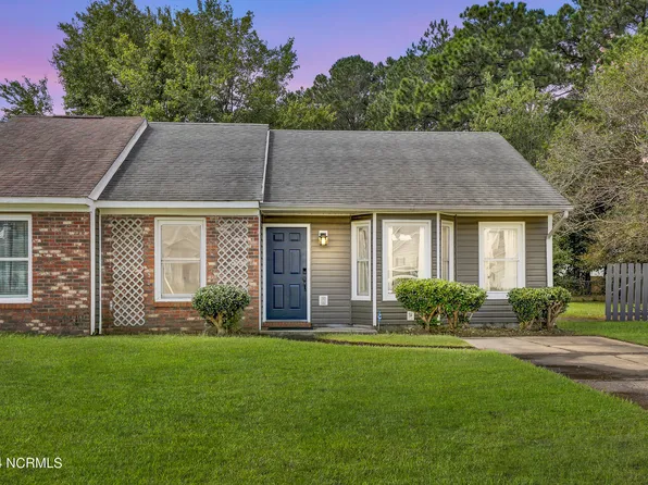 2731 Brookfield Drive, Midway Park, NC 28544
