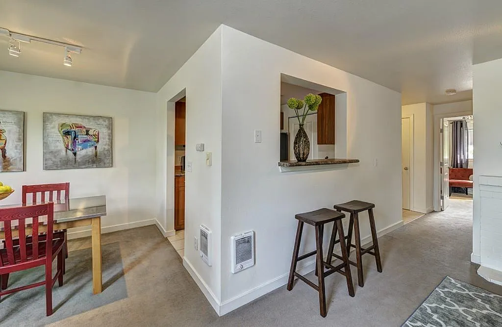 1 bed, 606 sqft, $1,995 — Photo 4