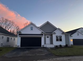 3 Coach Rd, South Easton, MA 02375